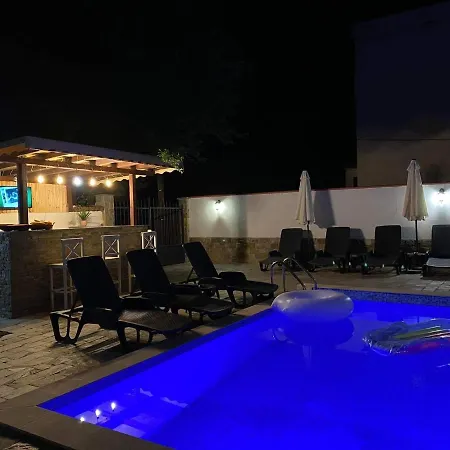 Pensión Aqua Family Burgas