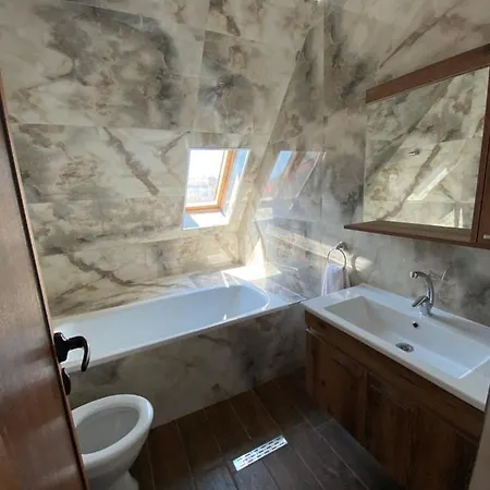 Aqua Family Guest house 4*