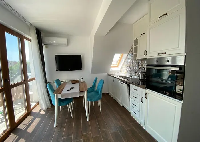 Pensionat Aqua Family 4*