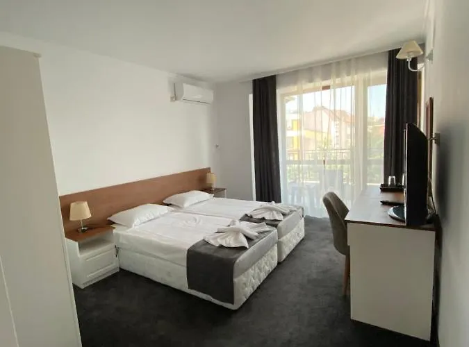 Pensionat Aqua Family 4*